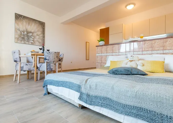 Lily\'S Apartments